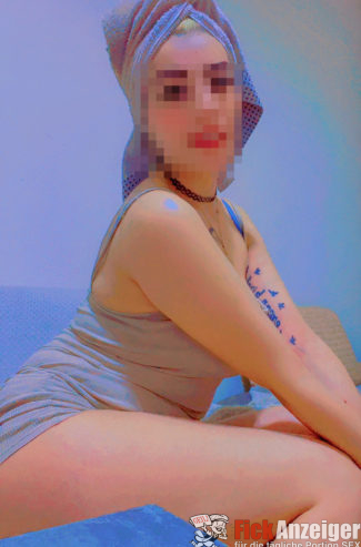 Hallo, ich bin Zara.