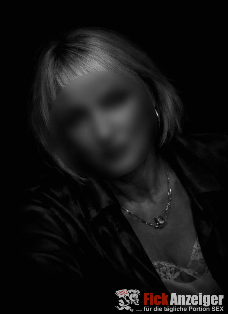 TOP MILF lässt keine Wünsche offen: A-Z GF6-Liebe!