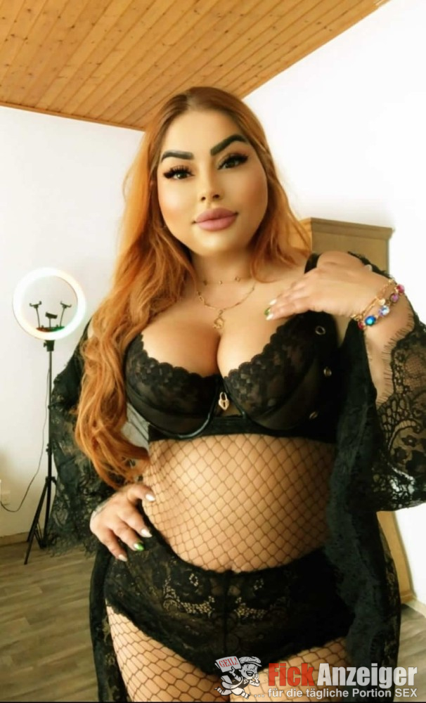 Türkisches Honig-Mädchen küsst geil, echter Sex!