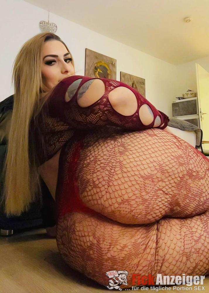 SexGeiles Dienstmädchen schämt sich für Nichts!