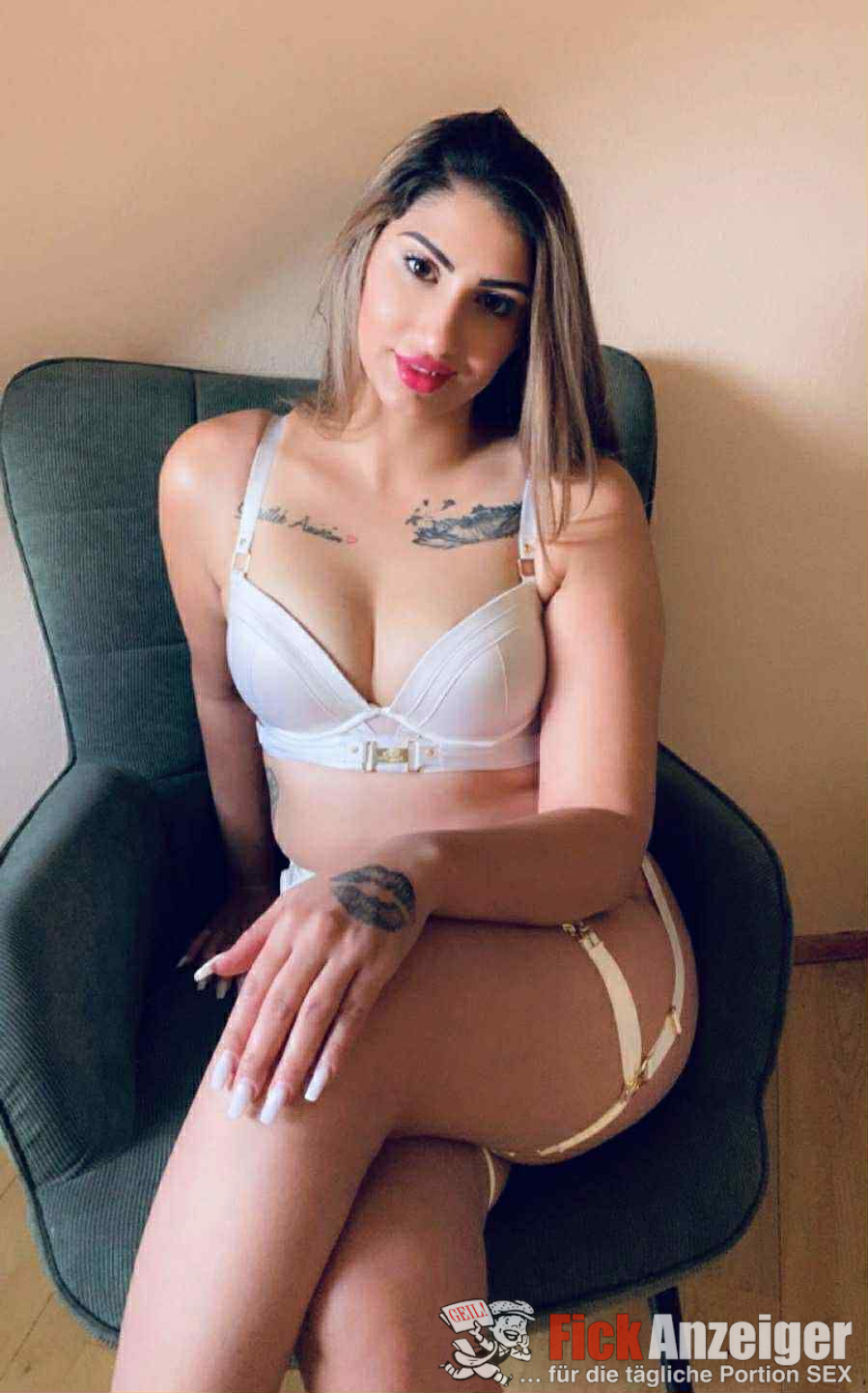 Scharfes Karla (24) ganz neu in Essen