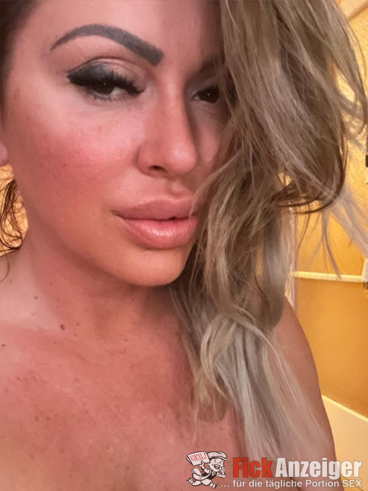 NICOL – kleine Sexbombe – Top Service